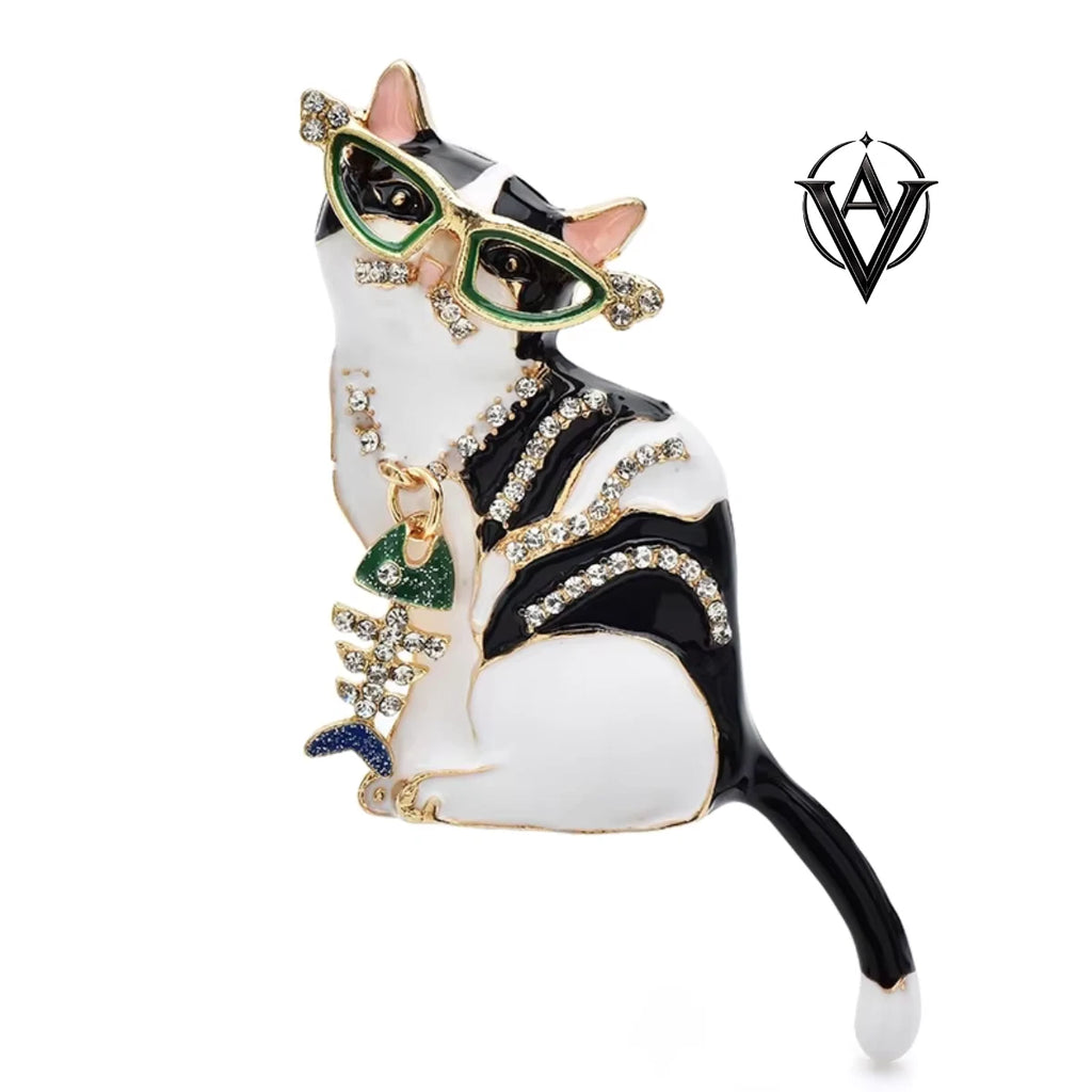 Cute Fish Bone Cat Brooch Rhinestone Enamel Animal Women Fashion Lapel Pin Gift